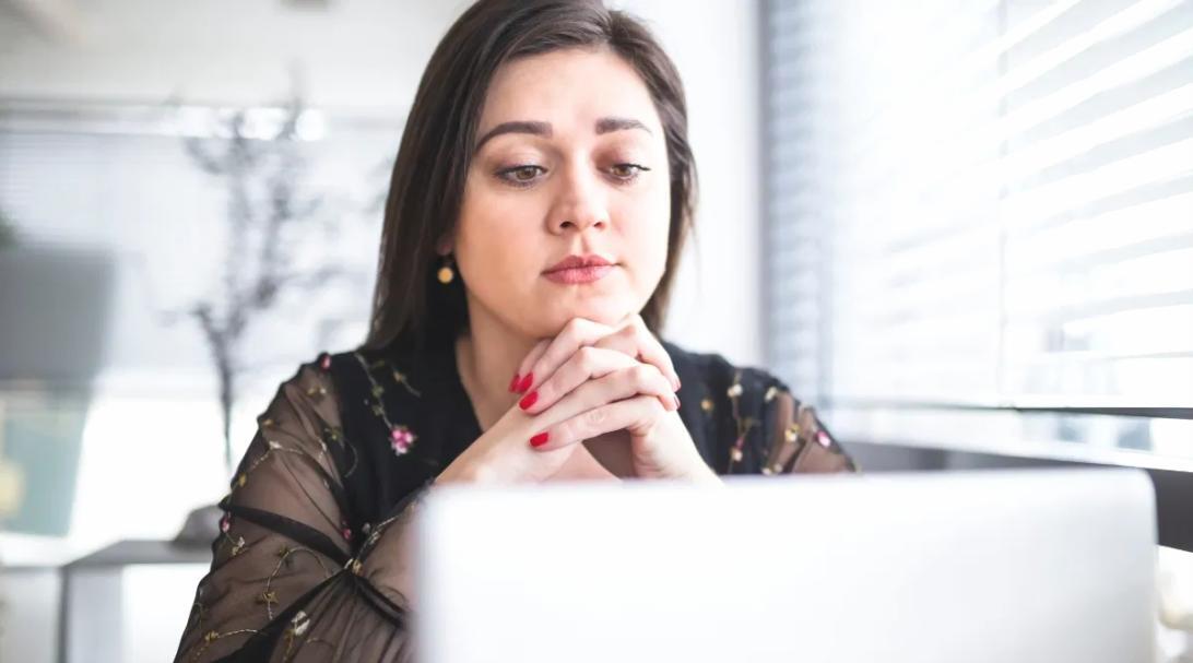 Professional webinar environment showcasing Accuvenra's educational approach